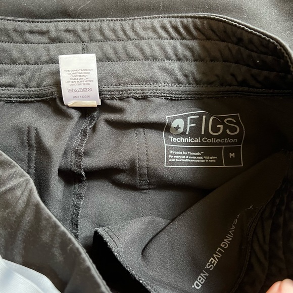 Figs Scrub Set - Picture 5 of 5